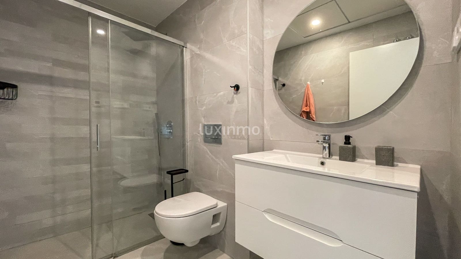 3 makuuhuone Huoneisto vuokrattavana paikassa Finestrat mukana uima-altaan 
autotalli - 2 900 € (Ref: 9377733)