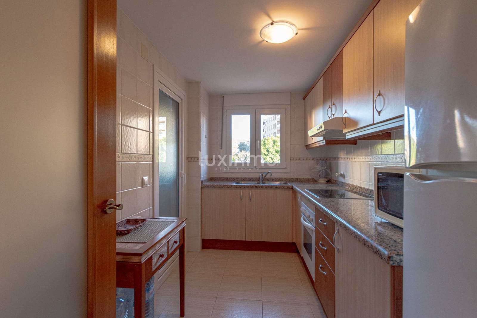 3 soveværelse Lejlighed til leje i Calpe / Calp med swimmingpool garage - € 1.300 (Ref: 9377989)