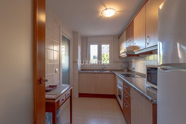 3 soveværelse Lejlighed til leje i Calpe / Calp med swimmingpool garage - € 1.300 (Ref: 9377989)