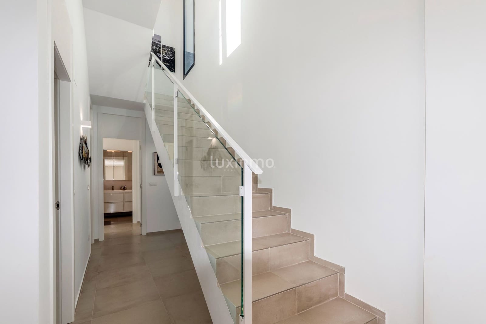 3 quarto Moradia para arrendar em Finestrat com piscina garagem - 3 600 € (Ref: 9377990)