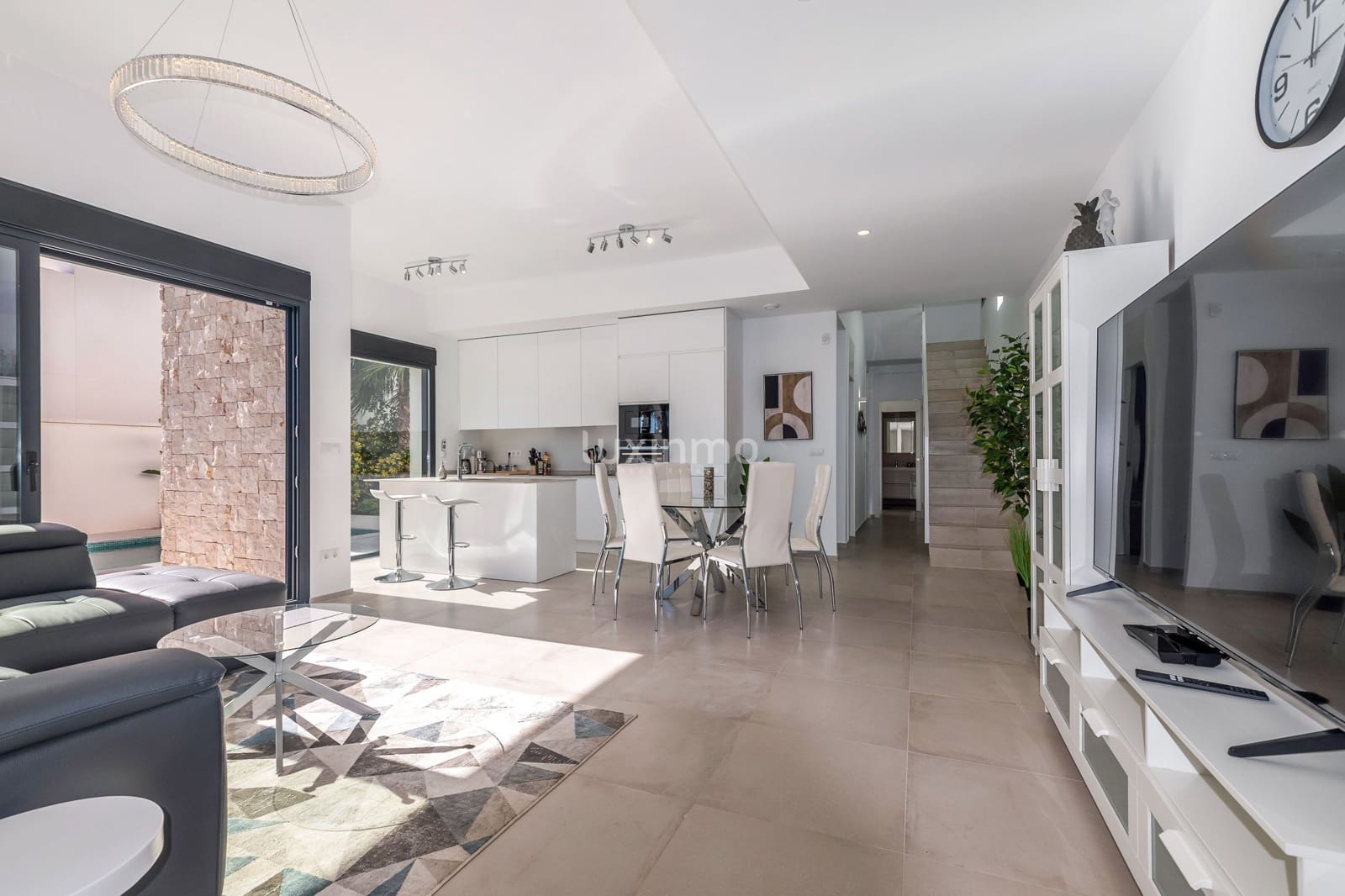 3 quarto Moradia para arrendar em Finestrat com piscina garagem - 3 600 € (Ref: 9377990)