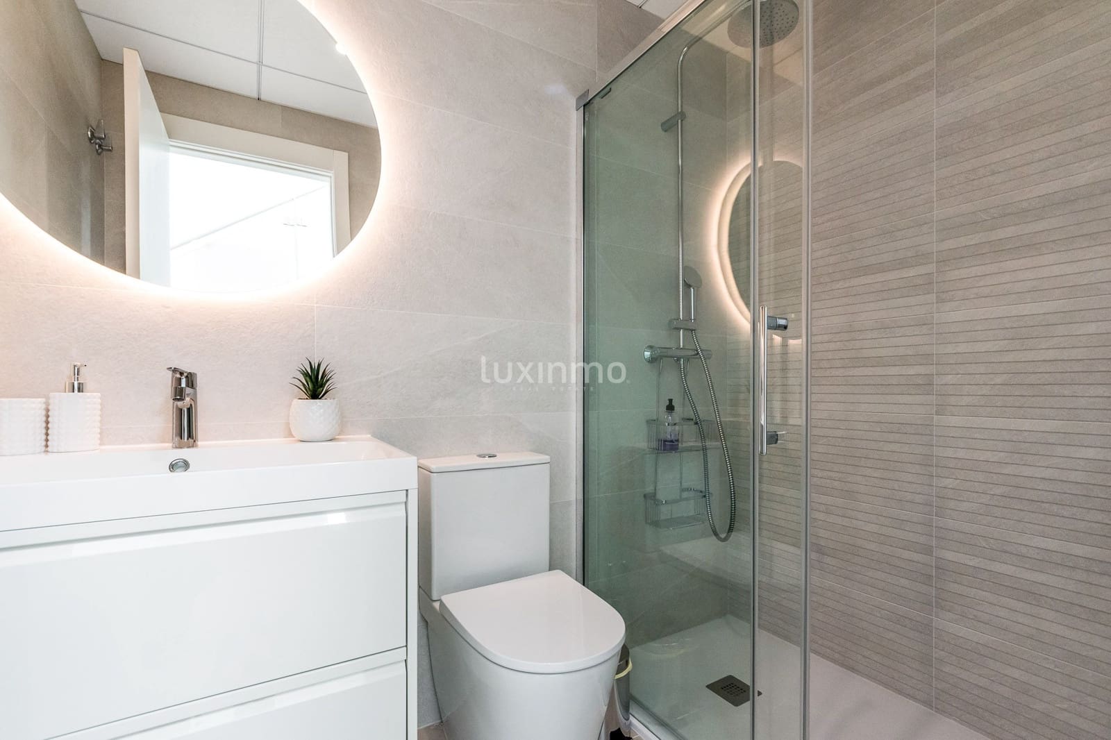 3 quarto Moradia para arrendar em Finestrat com piscina garagem - 3 600 € (Ref: 9377990)