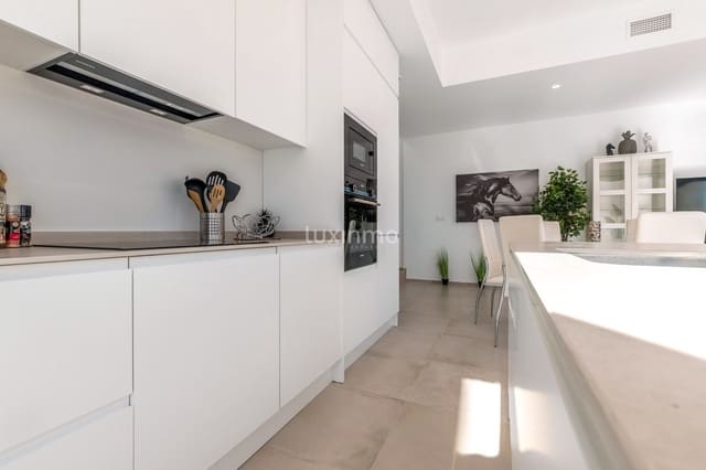 3 bedroom Villa for rent in Finestrat with pool garage - € 3,600 (Ref: 9377990)