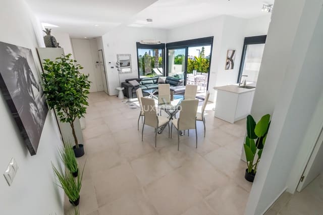 3 bedroom Villa for rent in Finestrat with pool garage - € 3,600 (Ref: 9377990)