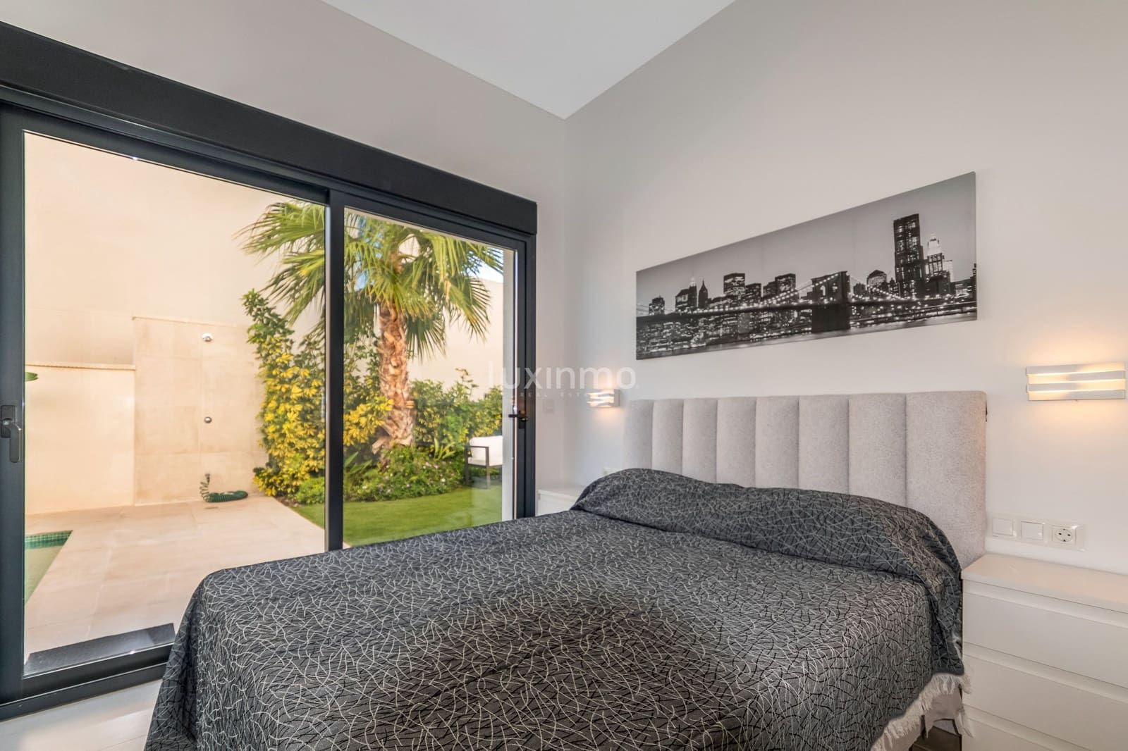 3 quarto Moradia para arrendar em Finestrat com piscina garagem - 3 600 € (Ref: 9377990)