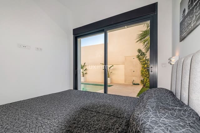 3 bedroom Villa for rent in Finestrat with pool garage - € 3,600 (Ref: 9377990)