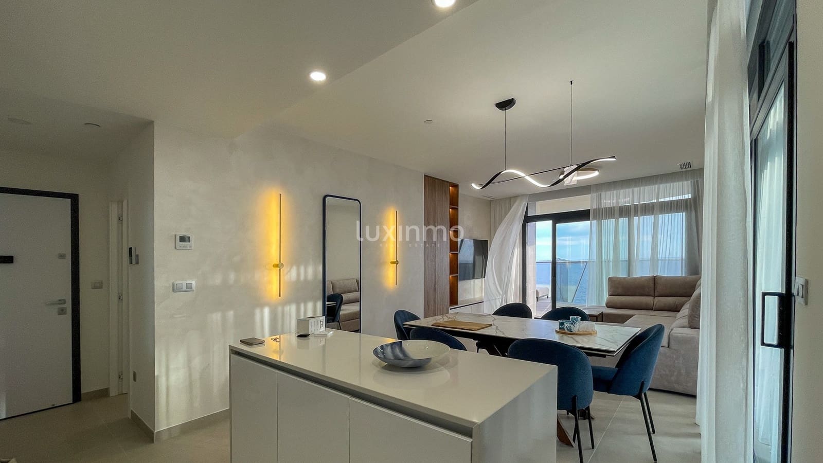 3 soveværelse Lejlighed til leje i Benidorm med swimmingpool garage - € 2.900 (Ref: 9378493)