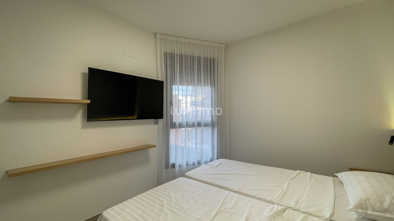 3 soveværelse Lejlighed til leje i Benidorm med swimmingpool garage - € 2.900 (Ref: 9378493)