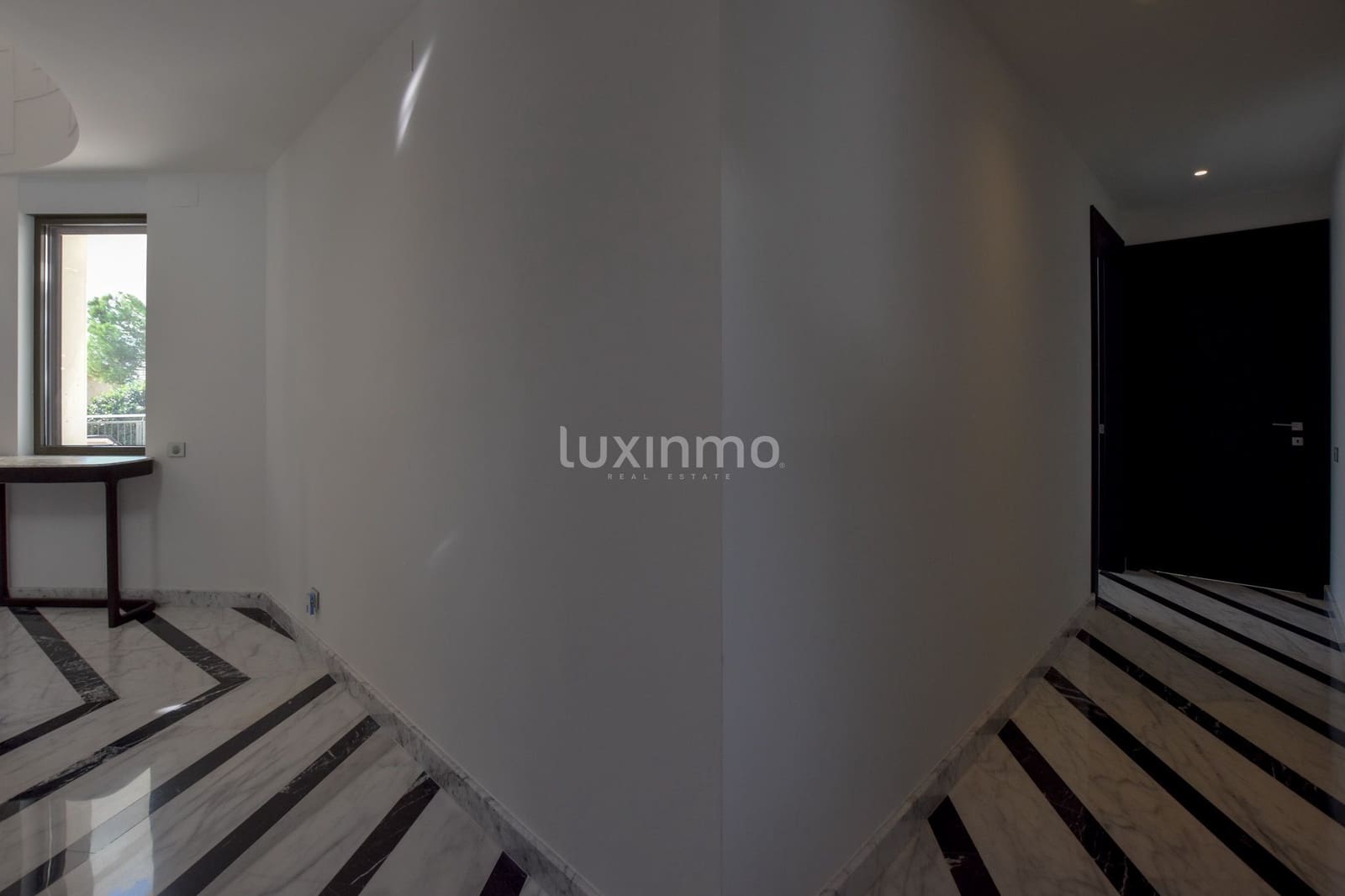 4 soverom Villa til salgs i Teulada med svømmebasseng garasje - € 3 300 000 (Ref: 9380109)