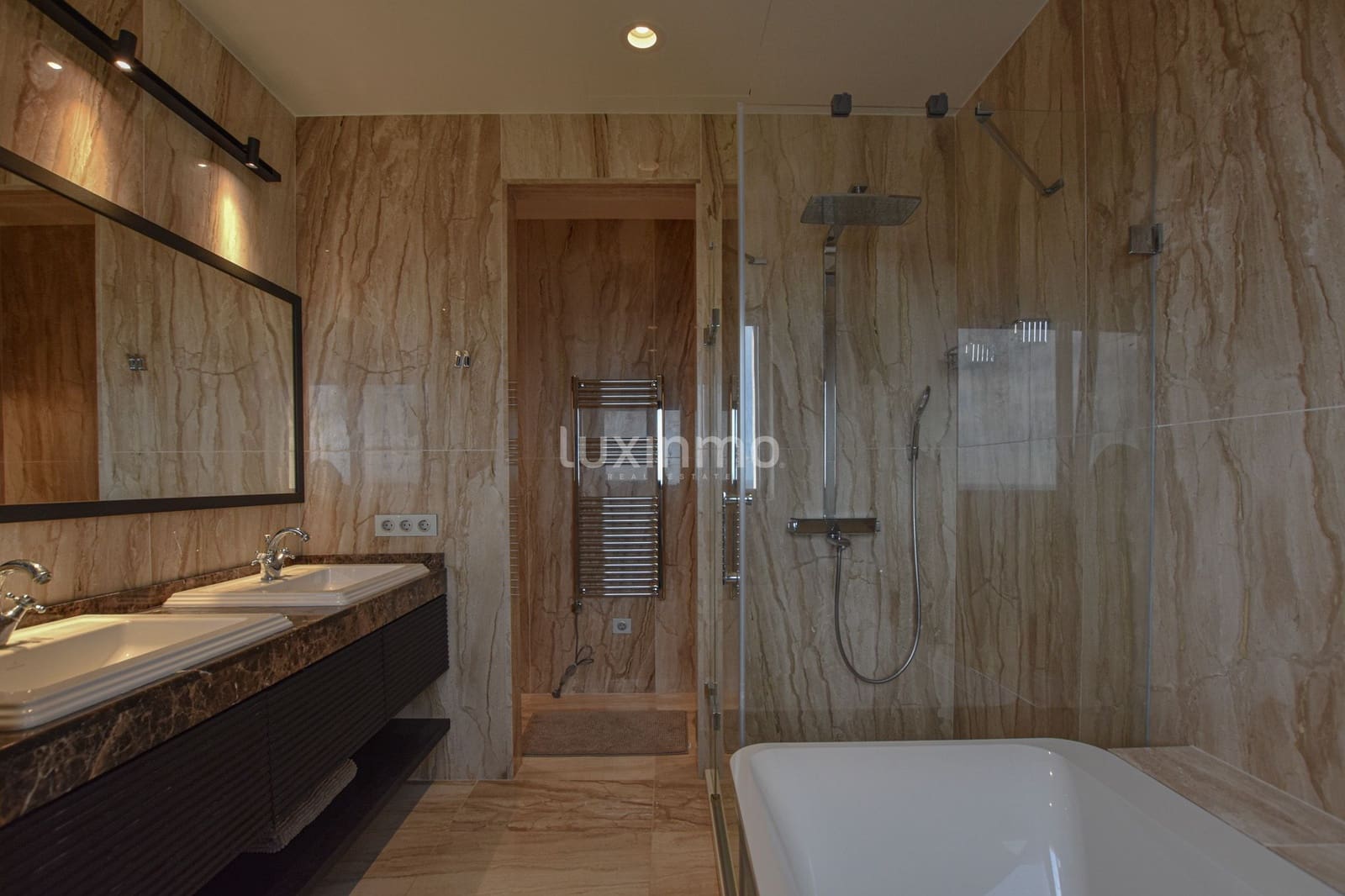 4 soverom Villa til salgs i Teulada med svømmebasseng garasje - € 3 300 000 (Ref: 9380109)