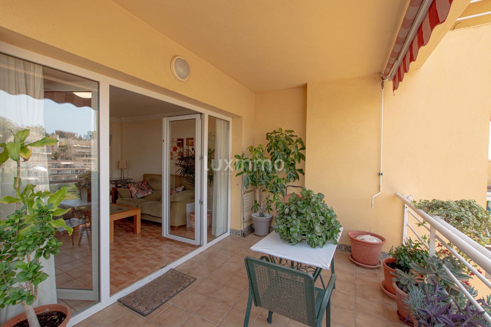 2 bedroom Apartment for rent in Calpe / Calp with pool garage - € 1,300 (Ref: 9386411)