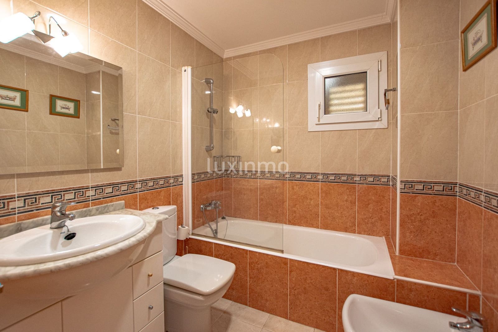 2 bedroom Apartment for rent in Calpe / Calp with pool garage - € 1,300 (Ref: 9386411)