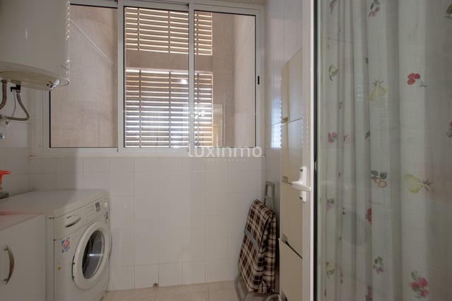 Appartement de 2 chambres à louer à Calpe / Calp avec piscine garage - 1 800 € (Ref: 9388303)