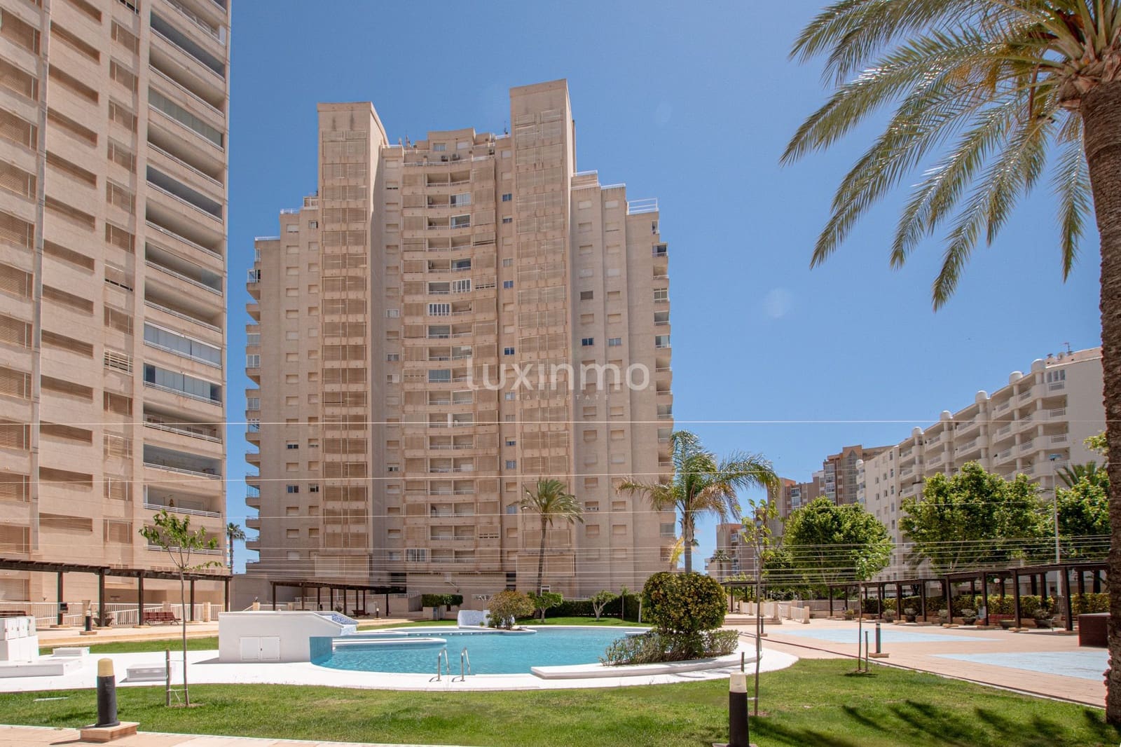 2 bedroom Flat for sale in Calpe / Calp with pool garage - € 500,000 (Ref: 9388308)