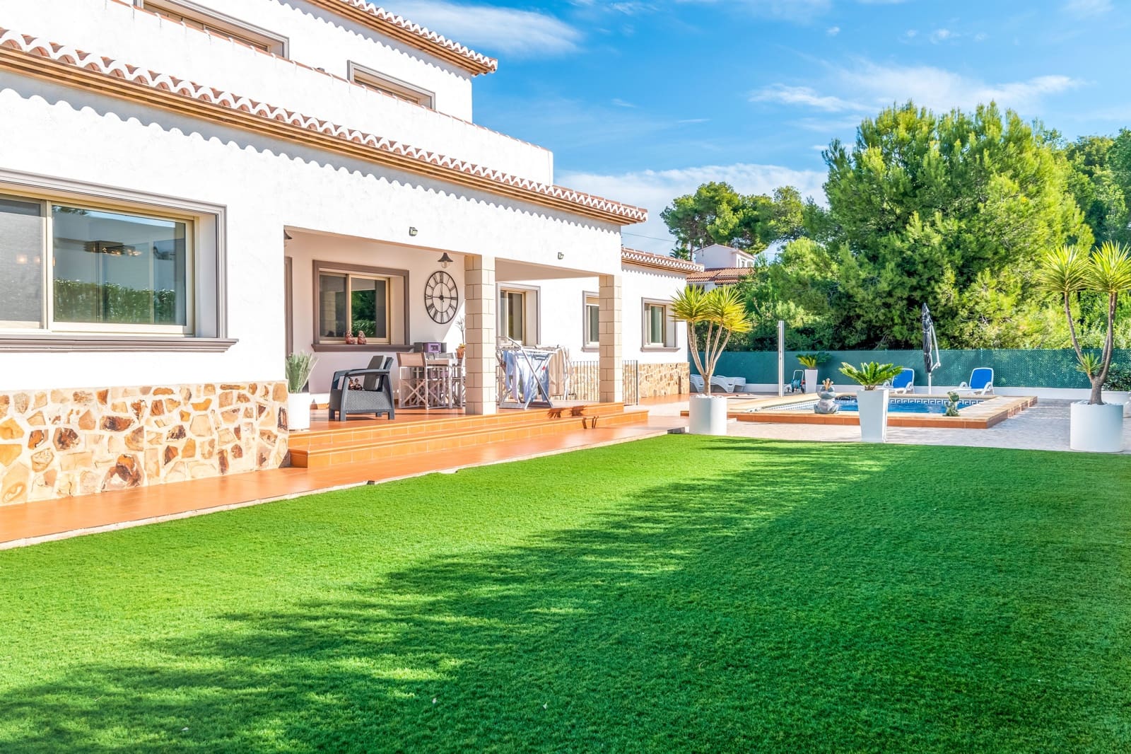 4 soverom Villa til salgs i Calpe / Calp med svømmebasseng garasje - € 899 500 (Ref: 9388309)