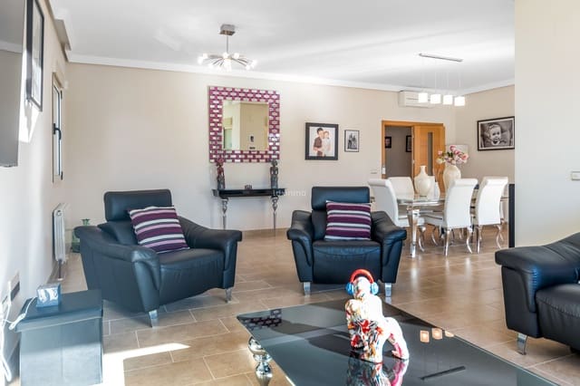 4 soverom Villa til salgs i Calpe / Calp med svømmebasseng garasje - € 899 500 (Ref: 9388309)