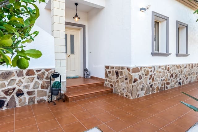 4 soverom Villa til salgs i Calpe / Calp med svømmebasseng garasje - € 899 500 (Ref: 9388309)