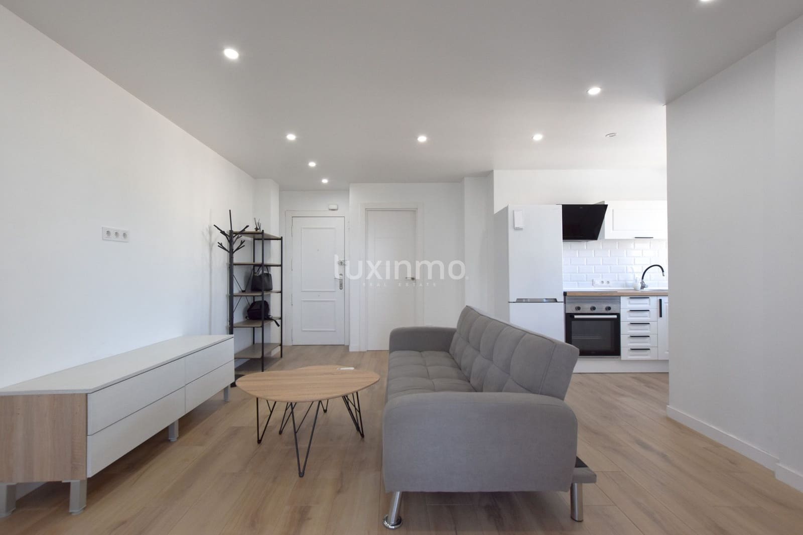 2 sovrum Lägenhet att hyra i Calpe / Calp med pool - 1 400 € (Ref: 9402693)