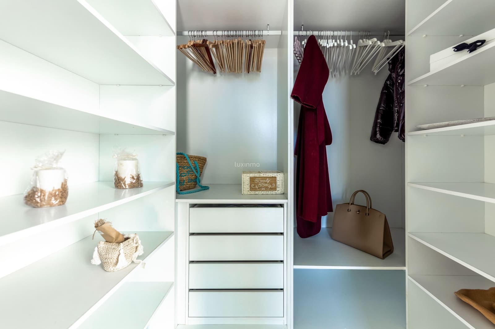 3 soverom Villa til leie i Finestrat med svømmebasseng garasje - € 4 500 (Ref: 9402694)