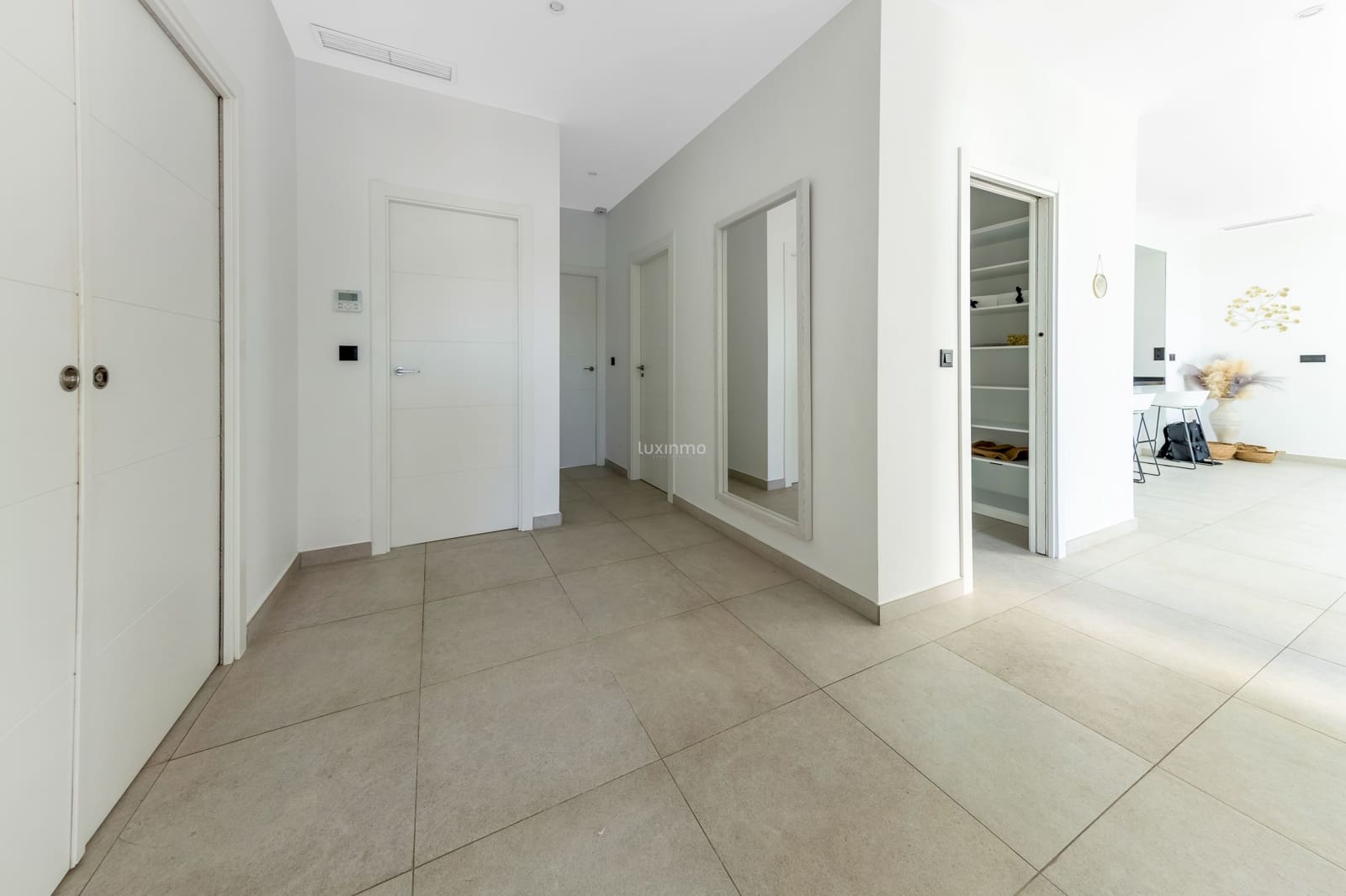 3 soverom Villa til leie i Finestrat med svømmebasseng garasje - € 4 500 (Ref: 9402694)