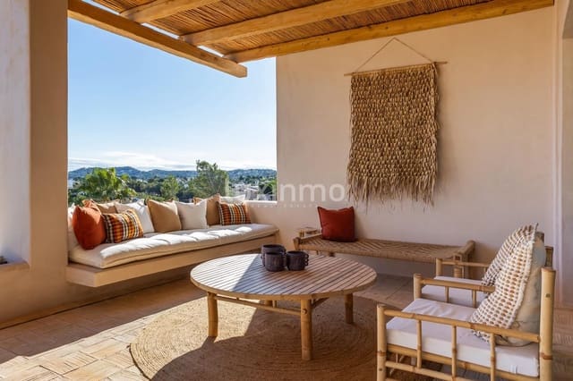 4 bedroom Villa for rent in Javea / Xàbia with pool garage - € 12,000 (Ref: 9402695)