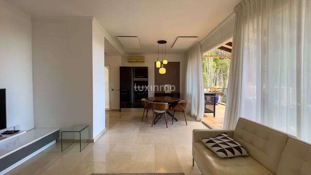 4 bedroom Villa for rent in Altea with pool garage - € 2,500 (Ref: 9405807)