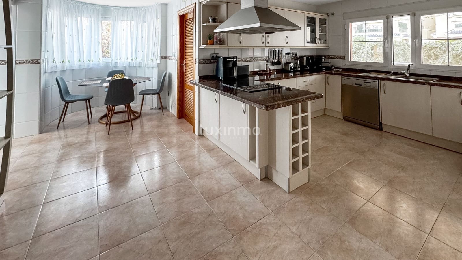 5 sovrum Villa till salu i Muchamiel / Mutxamel med pool garage - 895 000 € (Ref: 9410174)