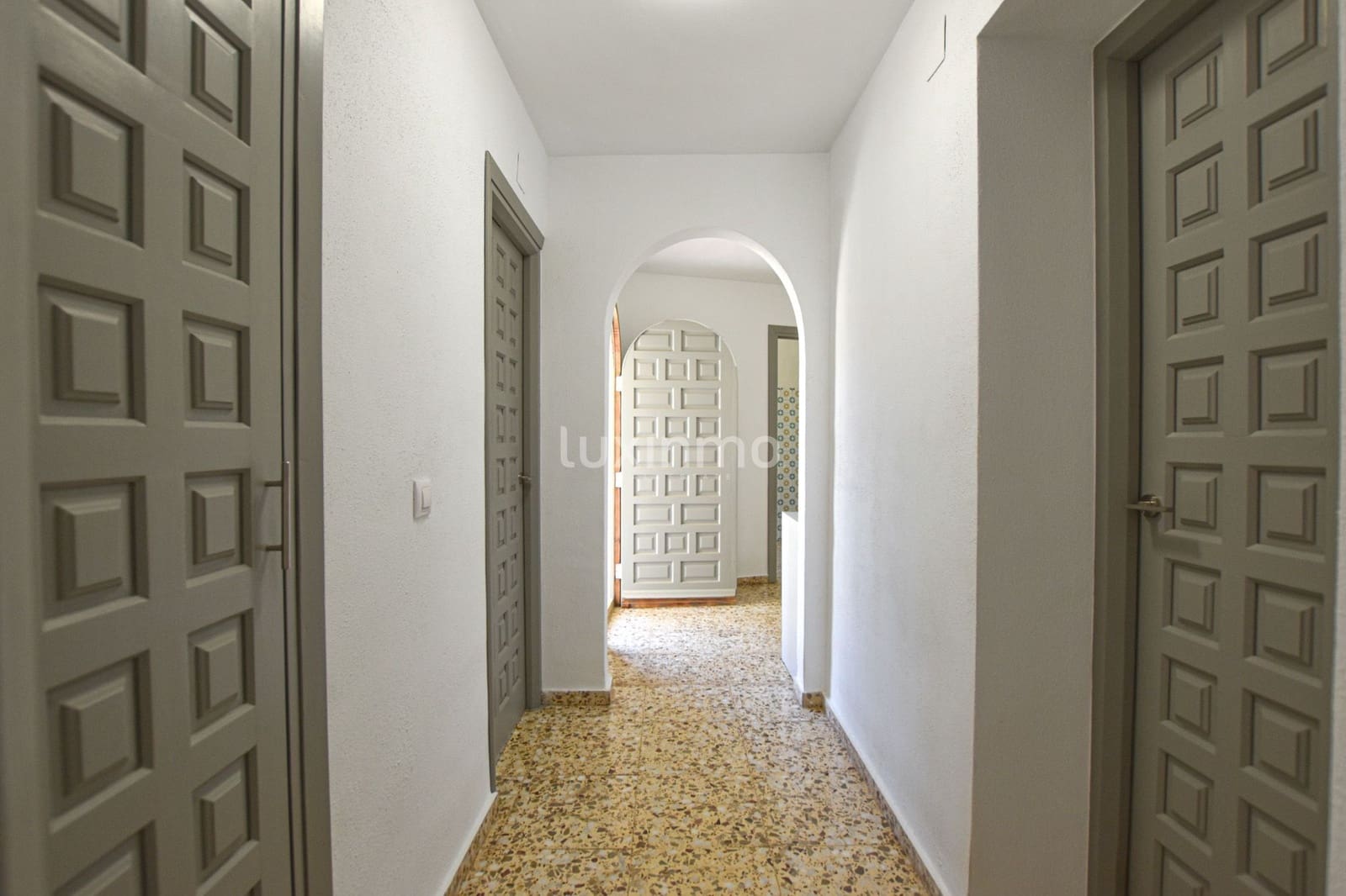 4 sovrum Villa till salu i Calpe / Calp med pool garage - 590 000 € (Ref: 9415641)