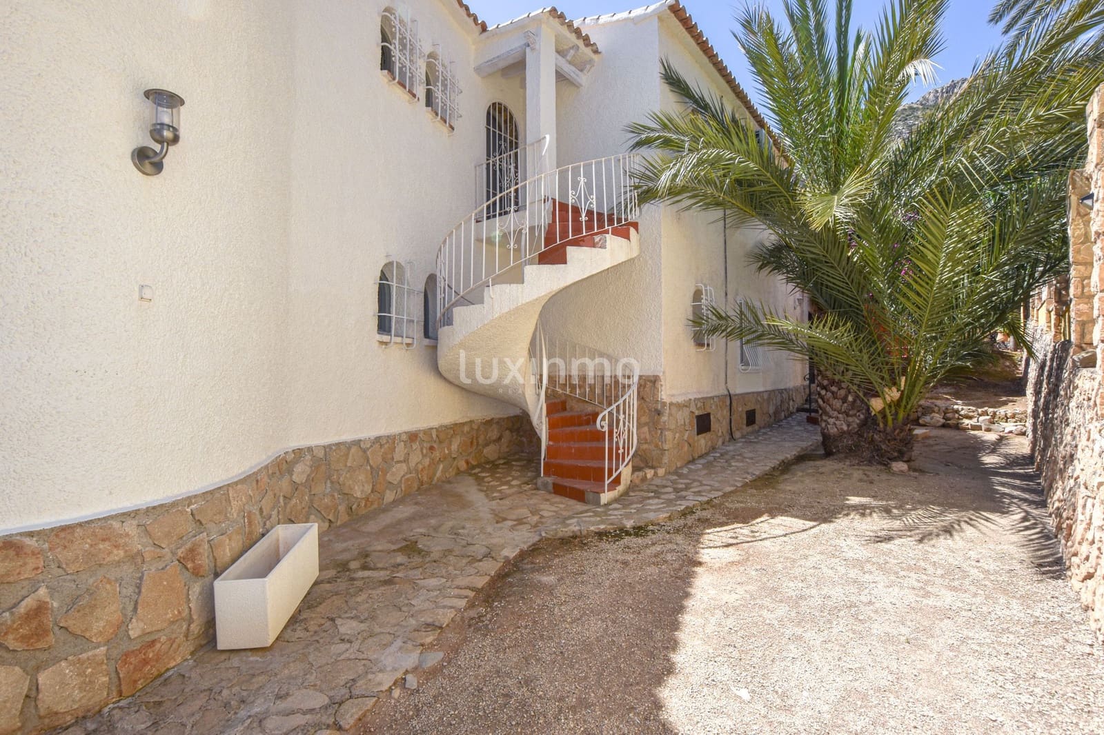 4 sovrum Villa till salu i Calpe / Calp med pool garage - 590 000 € (Ref: 9415641)
