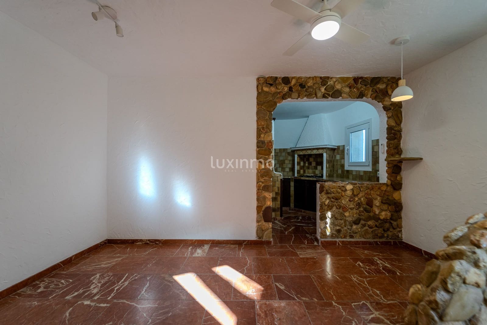 4 sovrum Villa till salu i Calpe / Calp med pool garage - 590 000 € (Ref: 9415641)