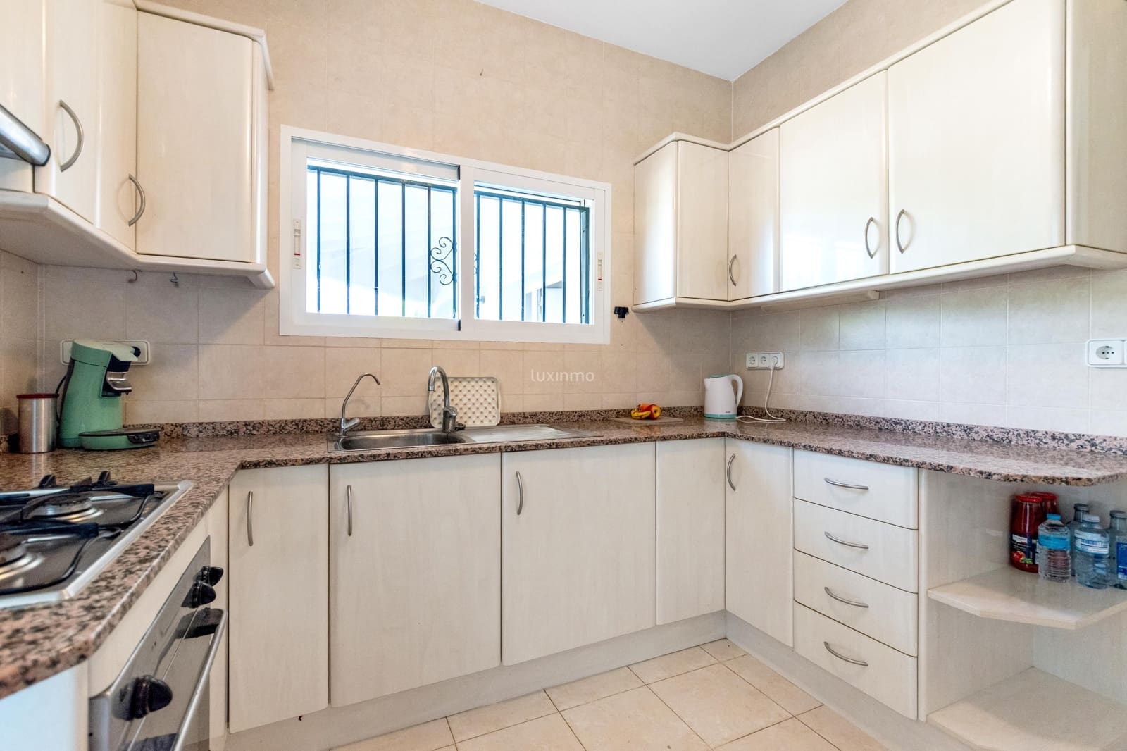 3 sovrum Villa till salu i Alfaz del Pi / L'Alfas del Pi med garage - 650 000 € (Ref: 9415642)