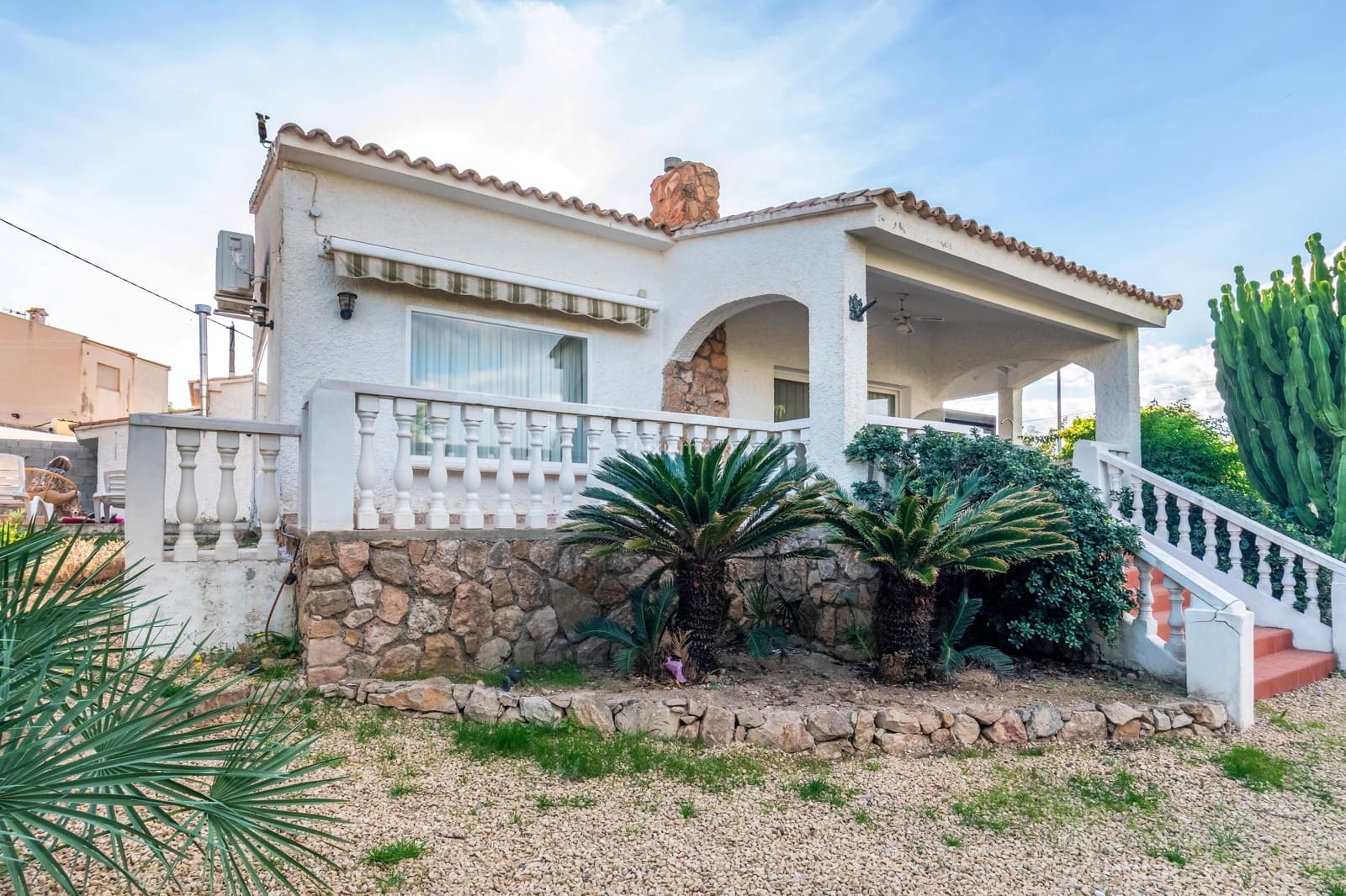 3 sovrum Villa till salu i Alfaz del Pi / L'Alfas del Pi med garage - 650 000 € (Ref: 9415642)