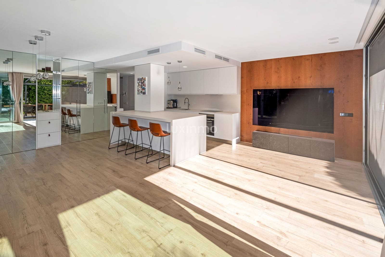 4 soverom Leilighet til salgs i Alicante by med svømmebasseng garasje - € 880 000 (Ref: 9417831)