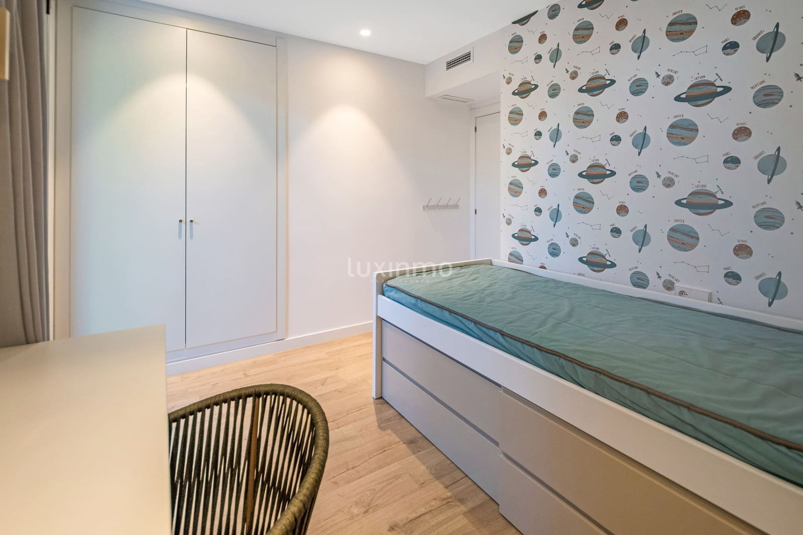 4 soverom Leilighet til salgs i Alicante by med svømmebasseng garasje - € 880 000 (Ref: 9417831)