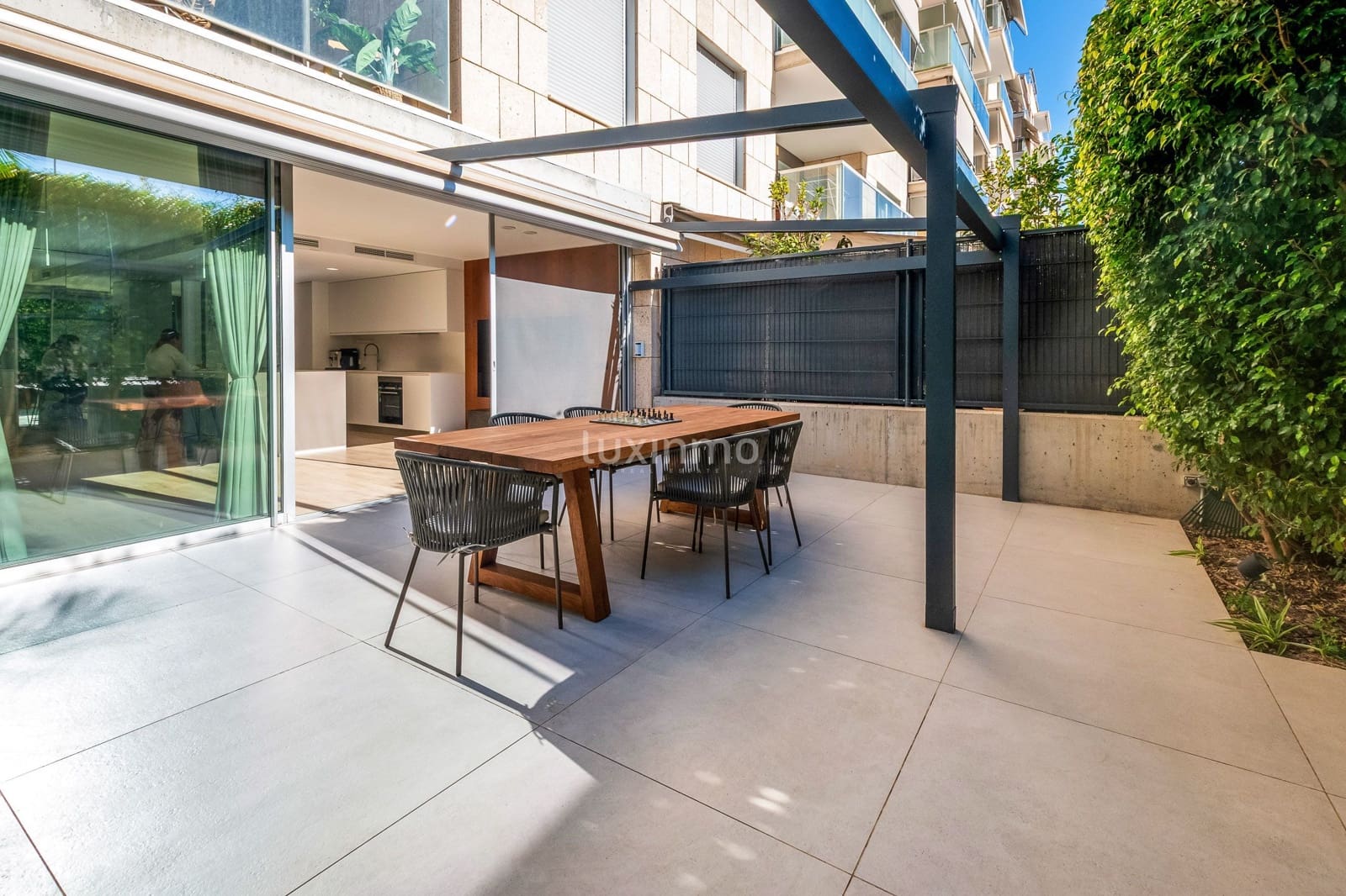 4 soverom Leilighet til salgs i Alicante by med svømmebasseng garasje - € 880 000 (Ref: 9417831)