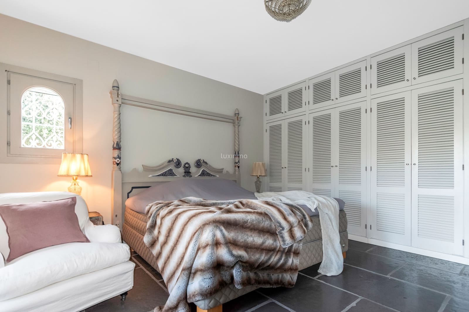 6 bedroom Villa for sale in Altea with pool garage - € 3,700,000 (Ref: 9420609)