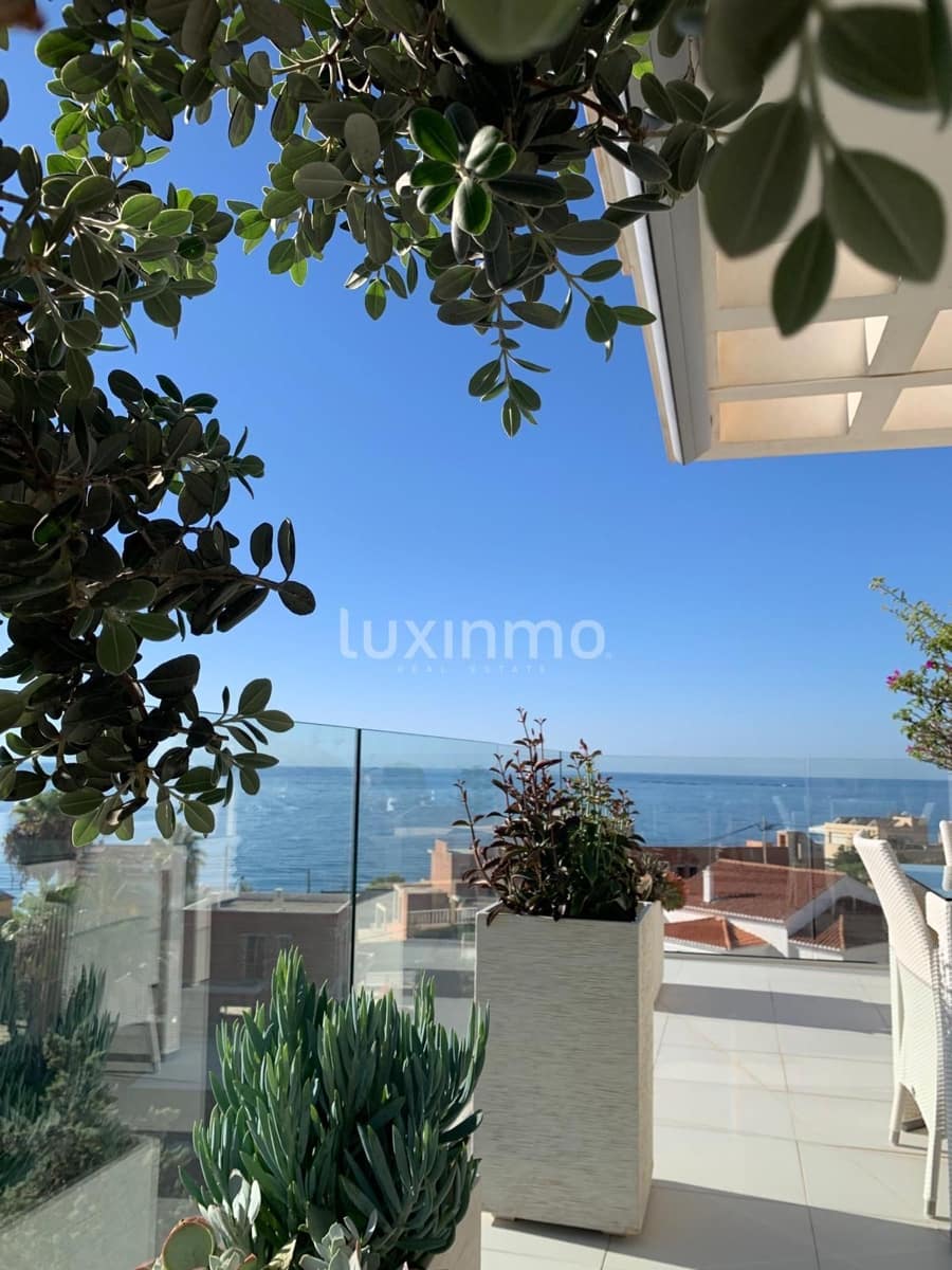 3 bedroom Apartment for sale in Calpe / Calp with pool garage - € 699,000 (Ref: 9424230)