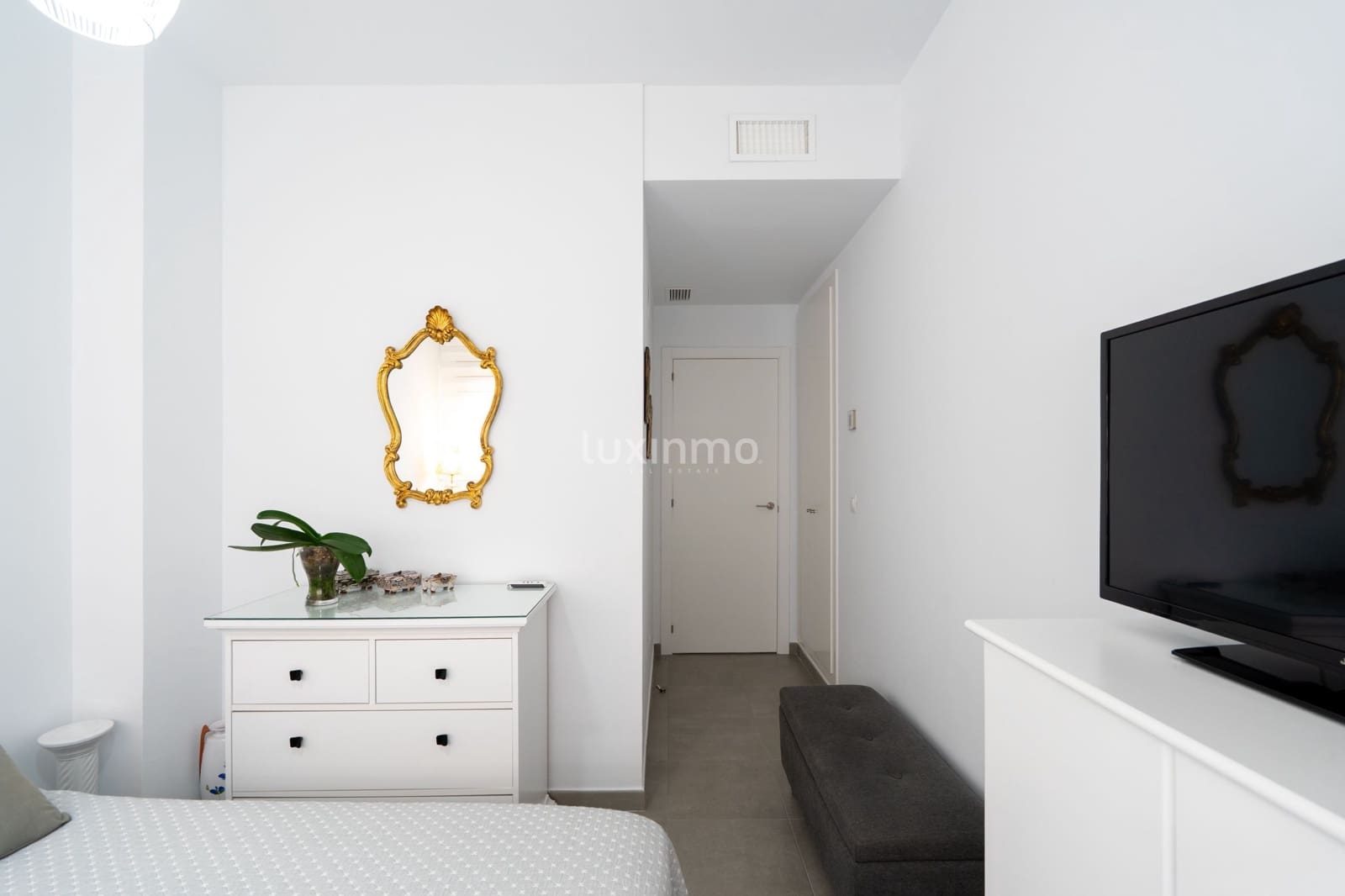 3 bedroom Apartment for sale in Calpe / Calp with pool garage - € 699,000 (Ref: 9424230)