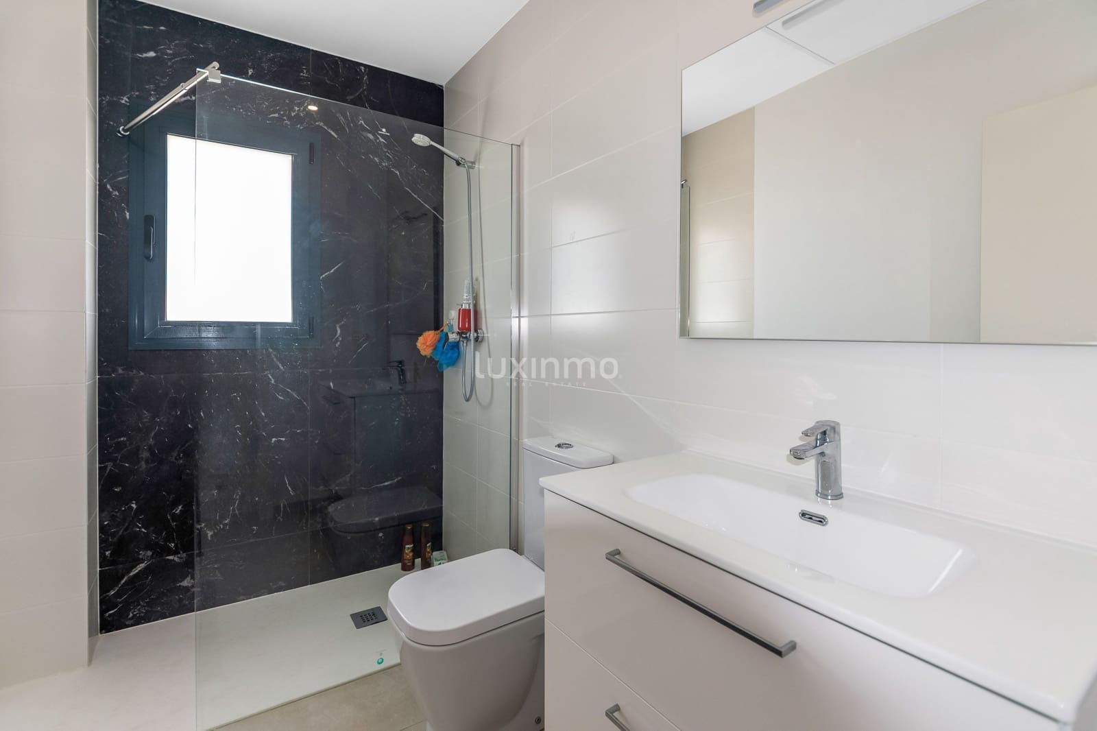 3 bedroom Villa for rent in Alfaz del Pi / L'Alfas del Pi with pool garage - € 2,800 (Ref: 9426540)