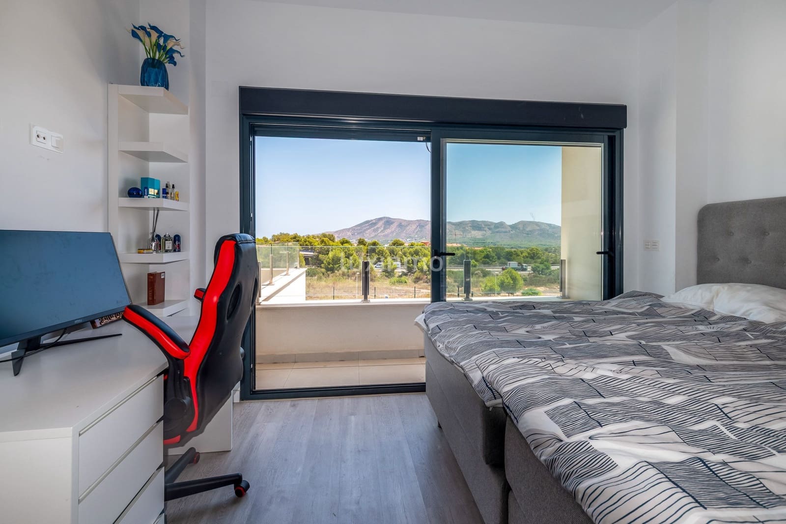 3 bedroom Villa for rent in Alfaz del Pi / L'Alfas del Pi with pool garage - € 2,800 (Ref: 9426540)