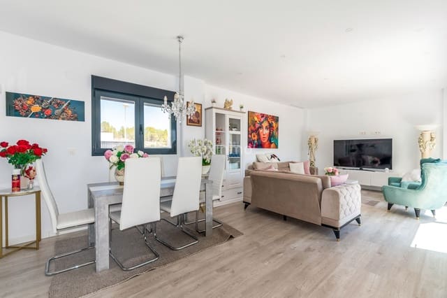 3 soveværelse Villa til leje i Alfaz del Pi / L'Alfàs del Pi med swimmingpool garage - € 2.800 (Ref: 9426540)