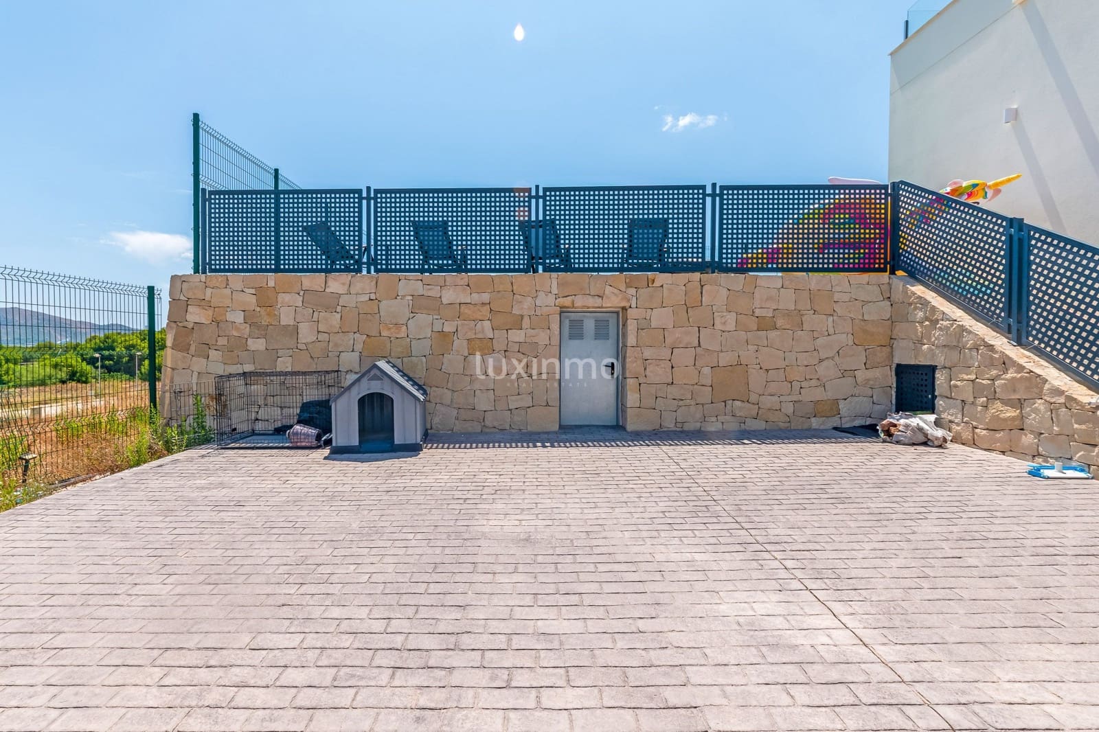 3 bedroom Villa for rent in Alfaz del Pi / L'Alfas del Pi with pool garage - € 2,800 (Ref: 9426540)