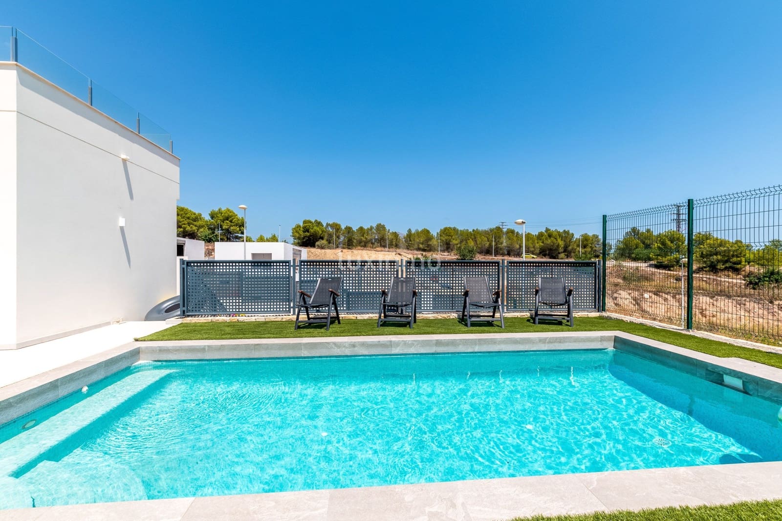 3 bedroom Villa for rent in Alfaz del Pi / L'Alfas del Pi with pool garage - € 2,800 (Ref: 9426540)