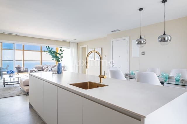 2 sovrum Lägenhet till salu i Benidorm med pool garage - 1 170 000 € (Ref: 9432777)