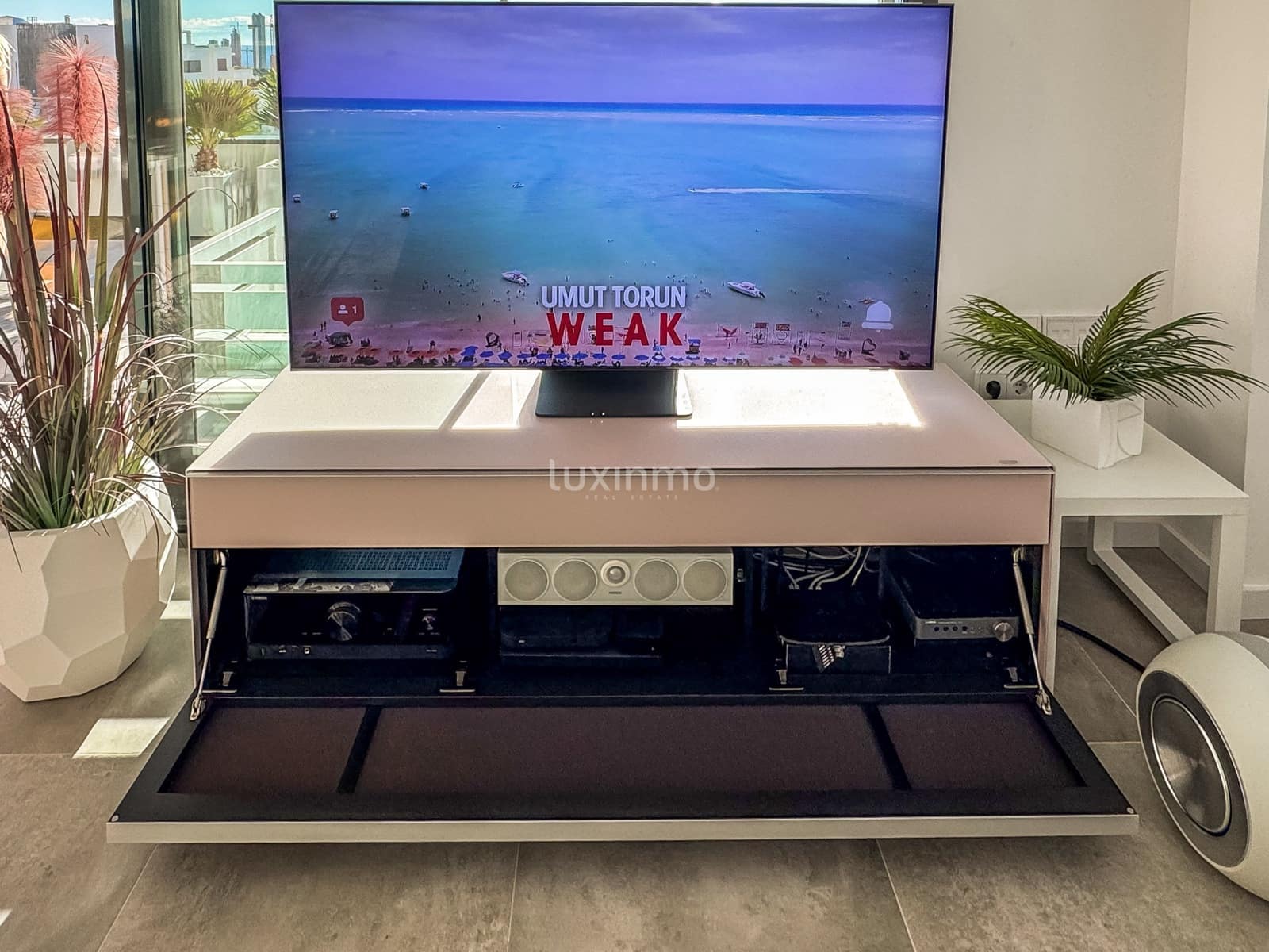 3 bedroom Apartment for rent in Finestrat with pool garage - € 3,000 (Ref: 9432779)