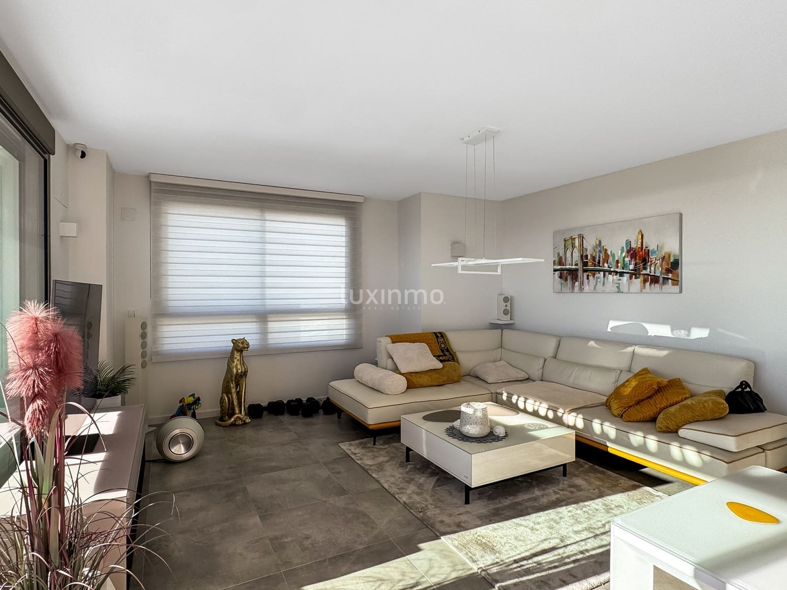 3 bedroom Apartment for rent in Finestrat with pool garage - € 3,000 (Ref: 9432779)