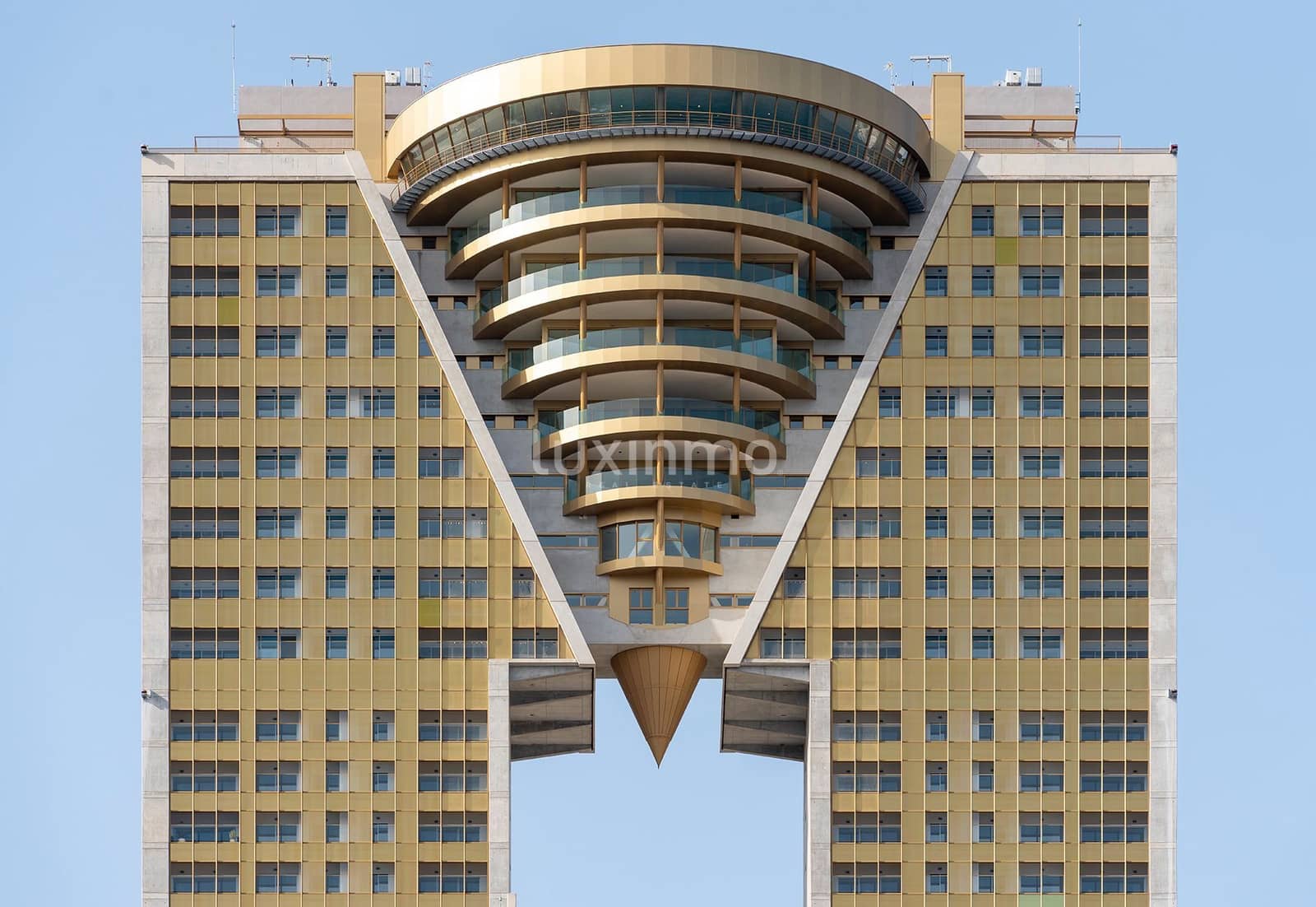 3 sovrum Lägenhet till salu i Benidorm med pool garage - 1 105 000 € (Ref: 9435092)