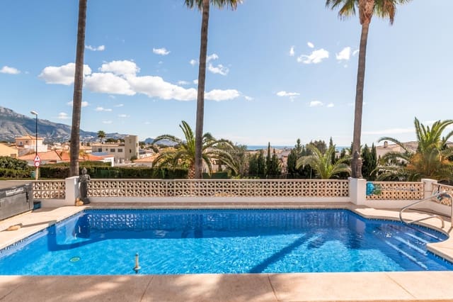 5 slaapkamer Villa te koop in La Nucia met zwembad garage - € 795.000 (Ref: 9436850)