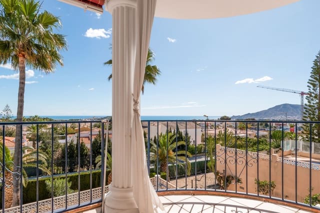 5 slaapkamer Villa te koop in La Nucia met zwembad garage - € 795.000 (Ref: 9436850)