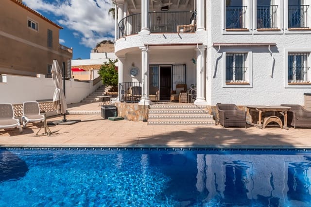 5 slaapkamer Villa te koop in La Nucia met zwembad garage - € 795.000 (Ref: 9436850)